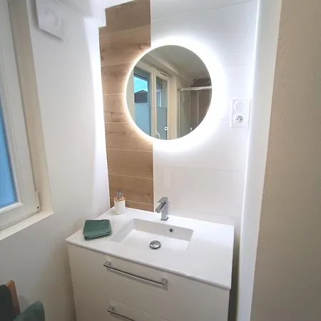 Le Montigny Apartment *